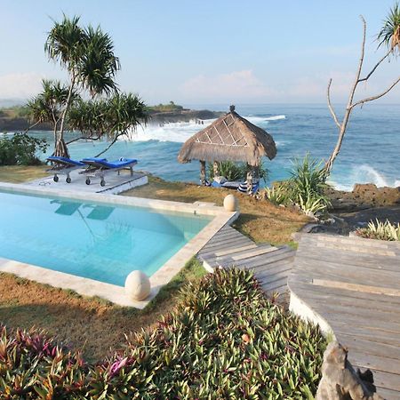 Villa Lumba Lumba - Oceanfront & Spectacular View! Nusa Lembongan  Exterior photo