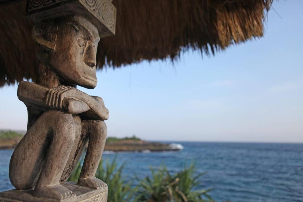 Villa Lumba Lumba - Oceanfront & Spectacular View! Nusa Lembongan  Exterior photo